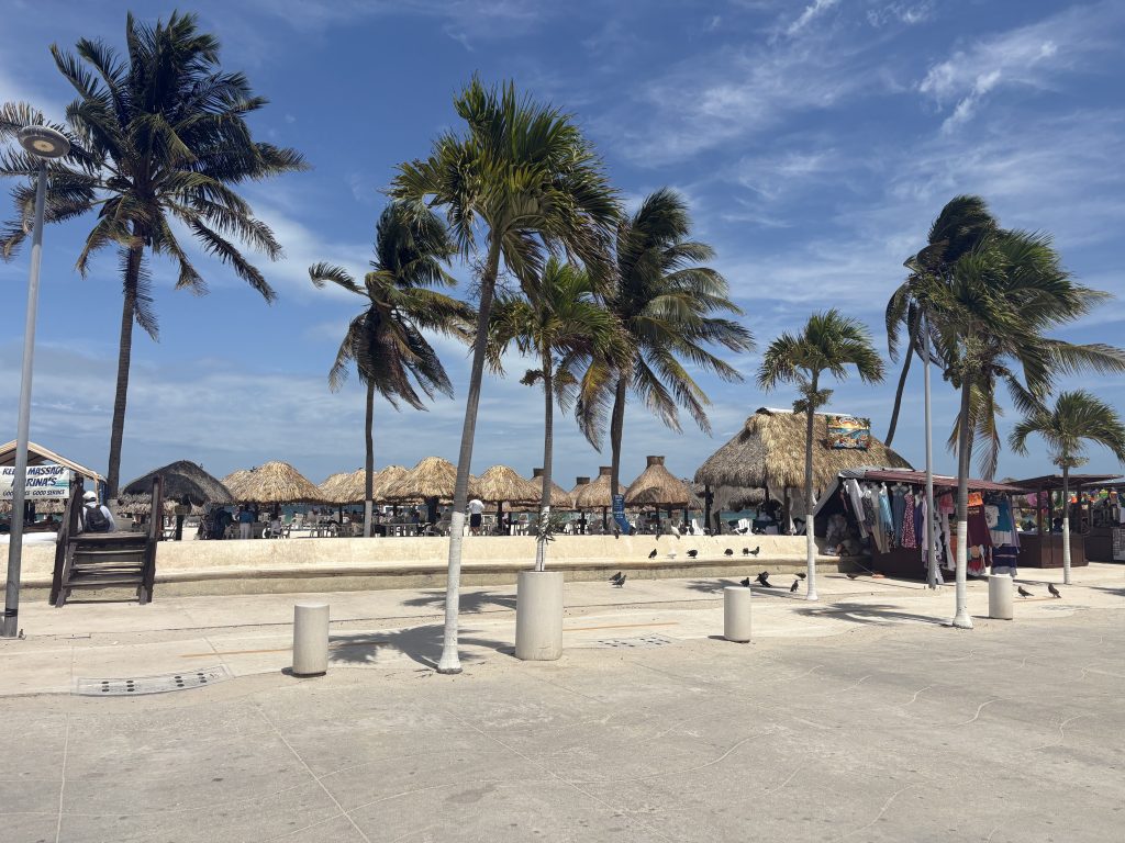 progreso mx beach area